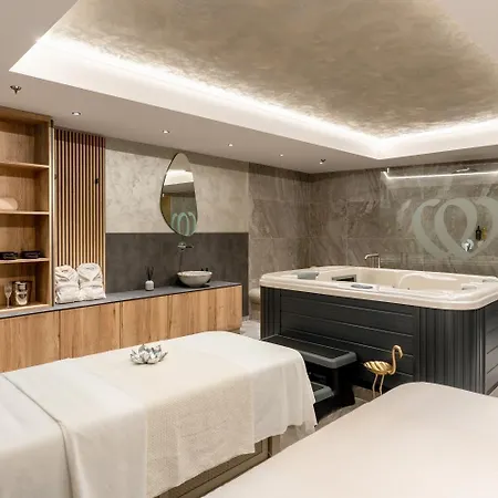 Hotel Le Primore & 5*