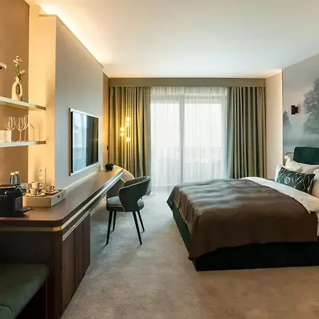 Hotel Le Primore & 5*