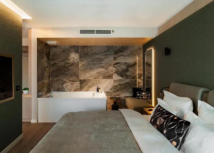 ホテル Le Primore & ヘーヴィーズ